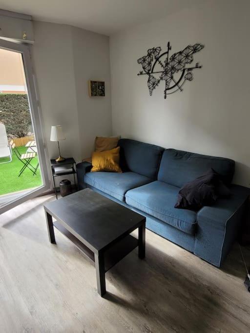 Appartement Avec Jardinet Le Petit Quevilly Bagian luar foto